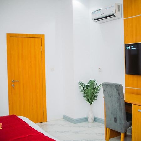 Dominance Events And Suites Ibadan Eksteriør bilde