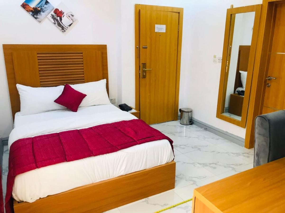 Dominance Events And Suites Ibadan Eksteriør bilde